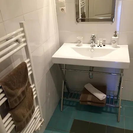 Ferme De Riou Nocleg ze śniadaniem *